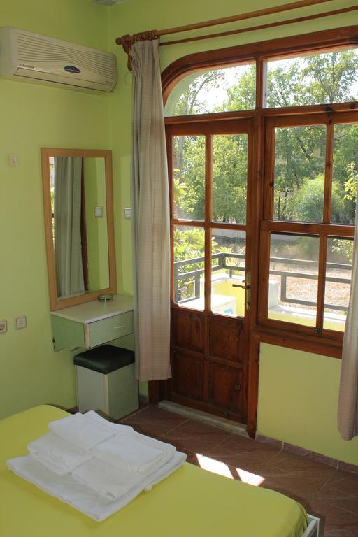 Flora Hotel Koycegiz  Δωμάτιο φωτογραφία